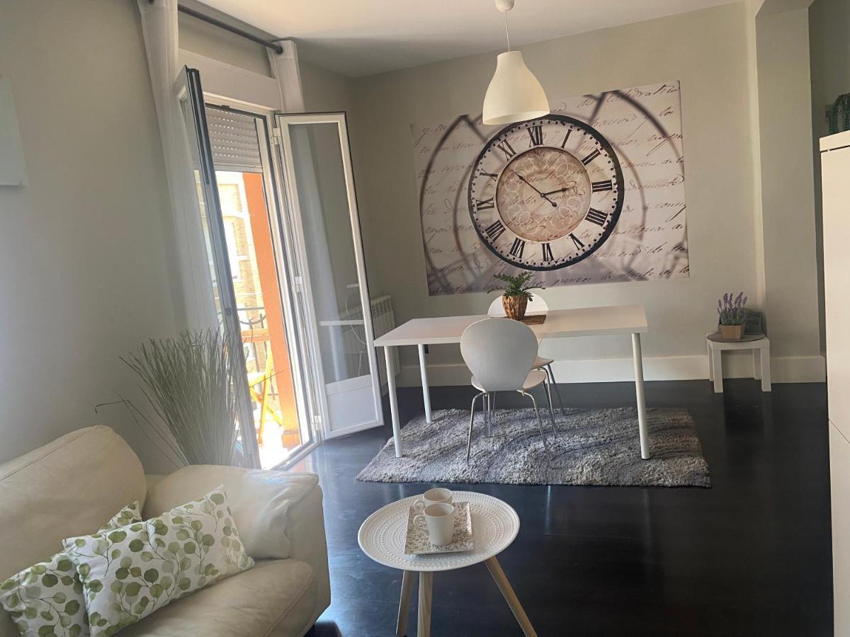 Apartamentos Logrono Centro, Tic Tac, Wifi Esterno foto