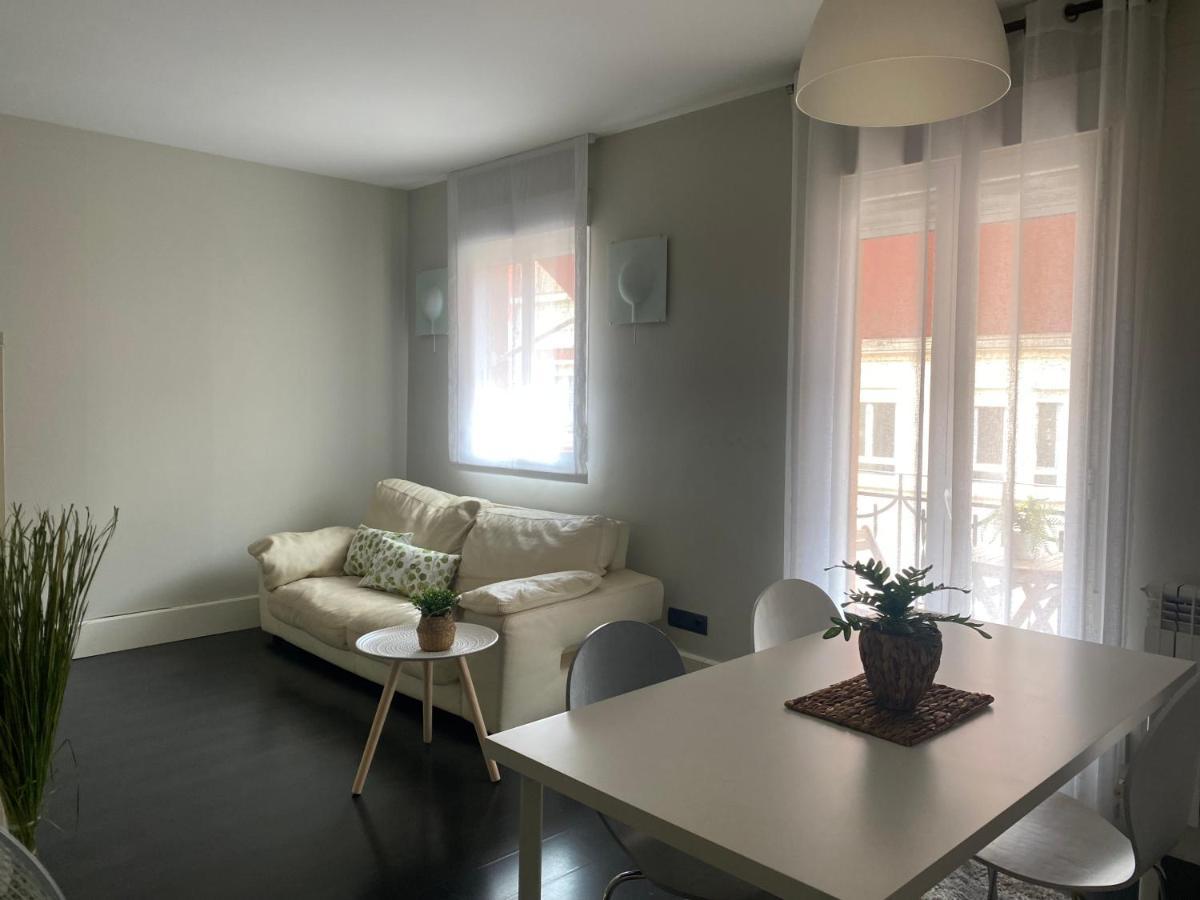 Apartamentos Logrono Centro, Tic Tac, Wifi Esterno foto